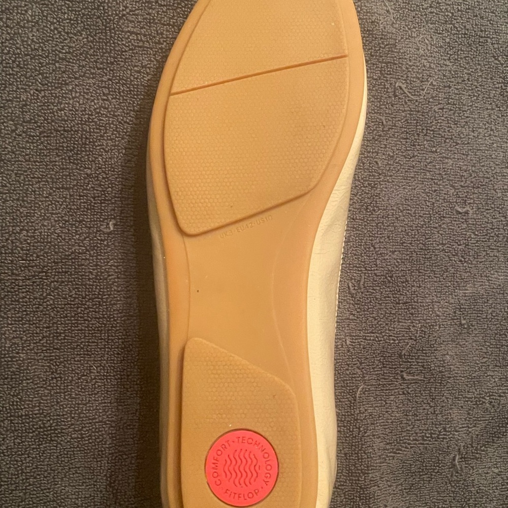 Fitflop Allegro Patent Taupe Ballerina Flats - Picture 3 of 3